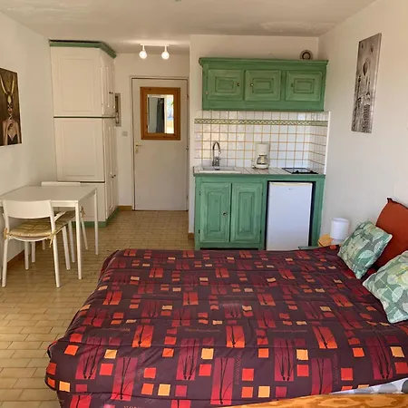 Naturiste Bird Port Soleil 442 * آجد